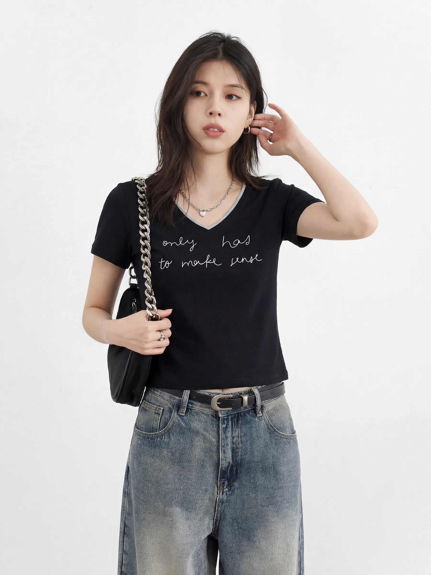 CHIC VEN Women T-Shirts New V-neck Loose Letter Printed Short Sleeved Tees Cool Sunscreen Short T-shirt Spring Summer 2026