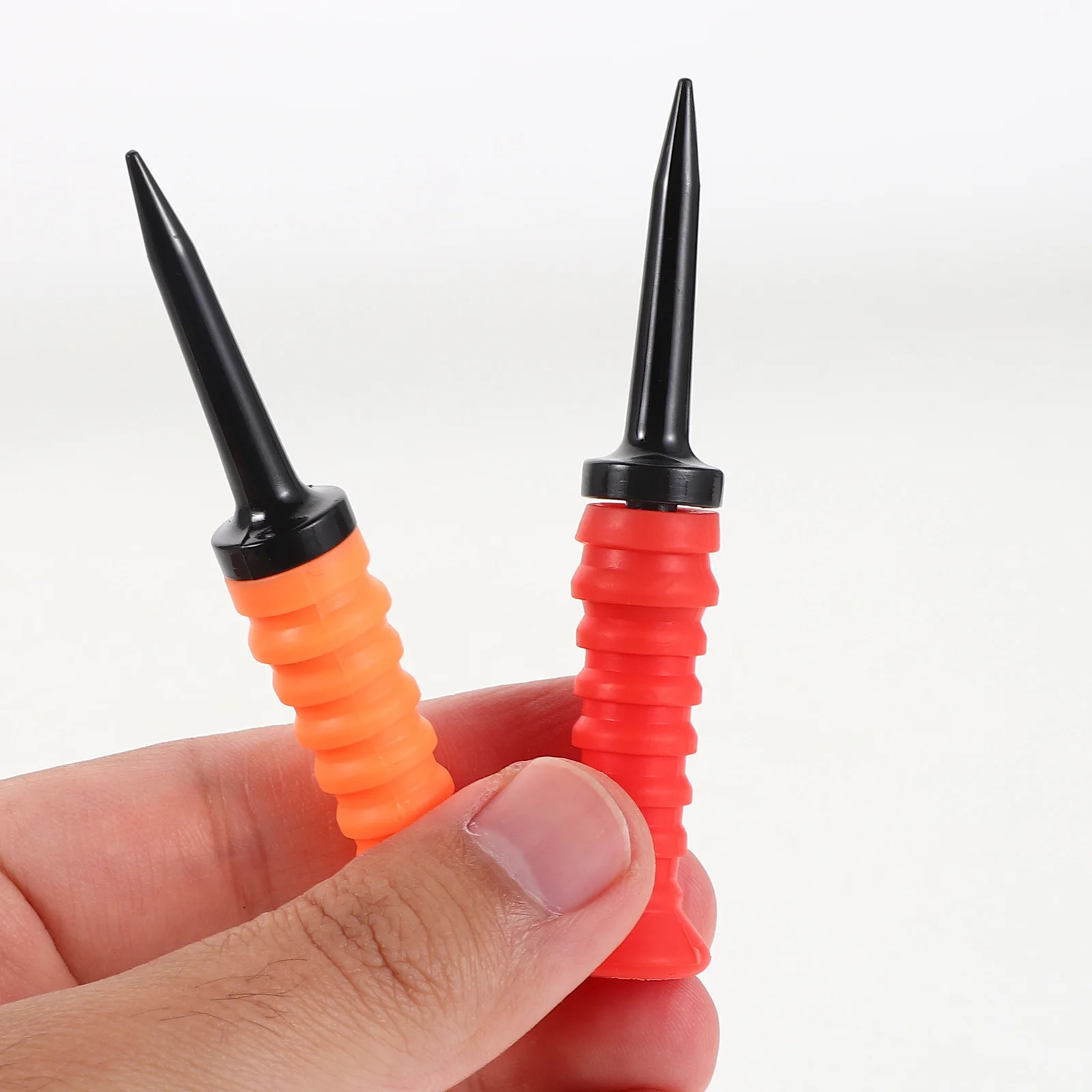 

4Pcs Flexible Plastic Golf Tees Elastic Limit Vibration Dampening High Visibility for Driving Range Practice Mats Golf