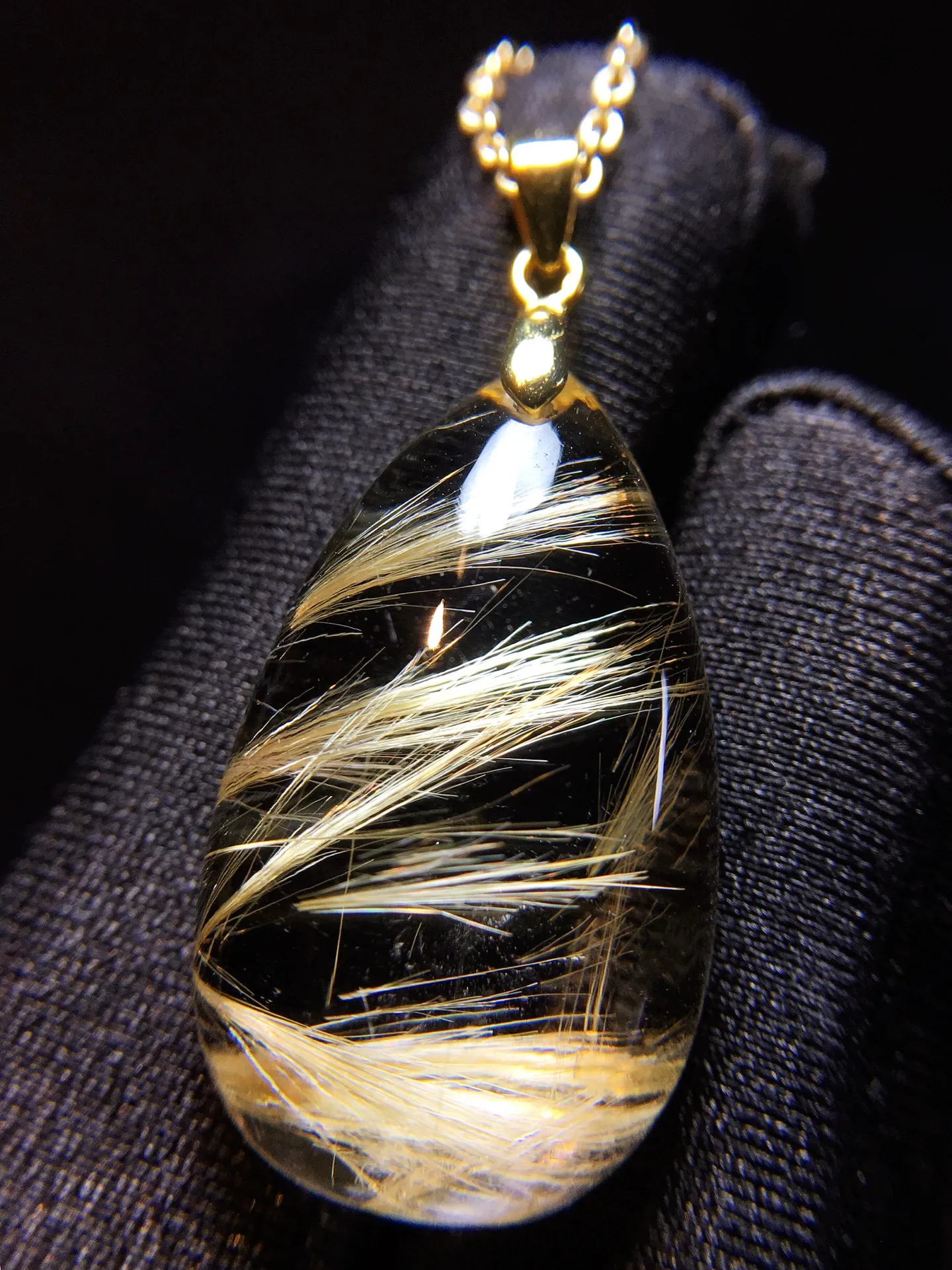 

Natural Gold Rutilated Quartz Pendant water Drop Rutilated Quartz Jewelry 27.9*16.7*8.2mm Men Women Brazil AAAAAAA