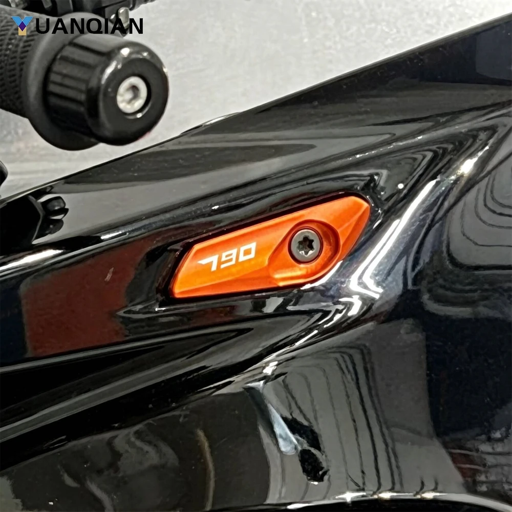 

For KTM Duke790 2017 2018 2019 2020 2022 2023 2024 2025 2026 790 Duke 790 Tank Side Cover Trim Fuel Tank Pad Decoration 790Duke
