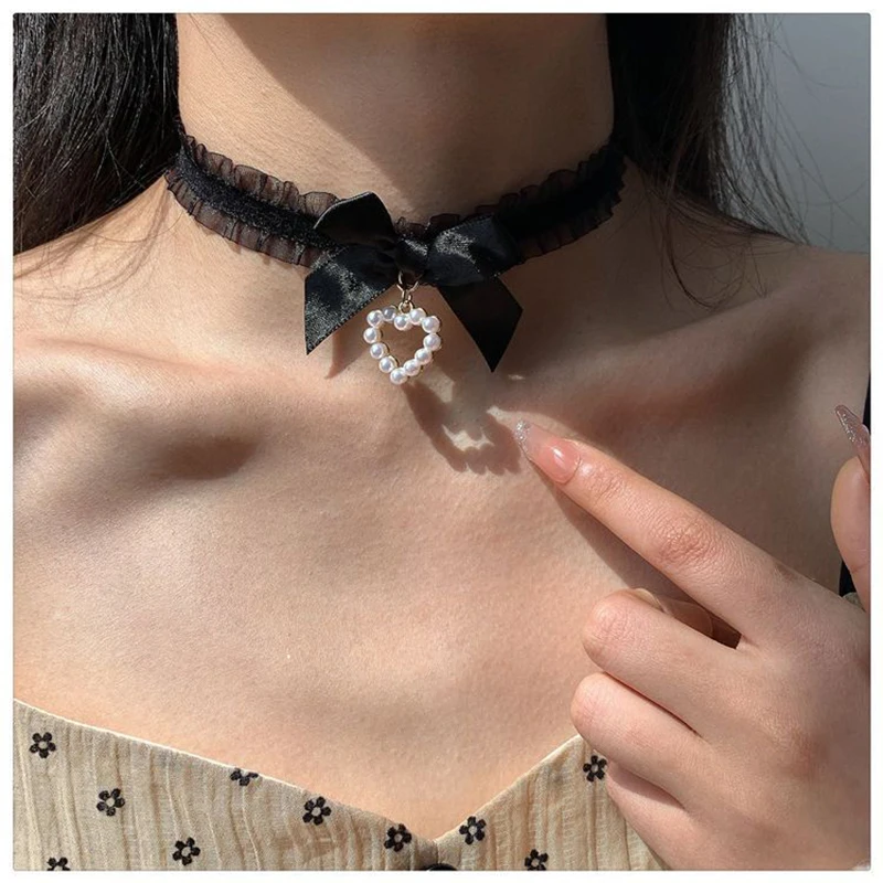 New Cute Collar Lolitas Handmade Vintage Lace Heart Choker For Women Gothic Bow Knot Necklace Girls Uniform Accessories