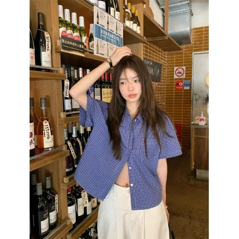 

Chic Lightweight Shirts Women Lantern Sleeves Turn-down Collar Plaid Print Design For Streetwear Or Weekend Getaway Style