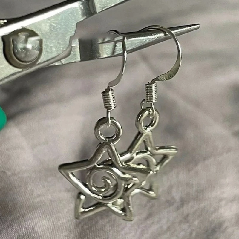 1pair Korean Fashion Cute Star Swirl Earrings Gothic Charms Rivet Earrings Women Punk Grunge Jewelry Vintage Accessories Cool