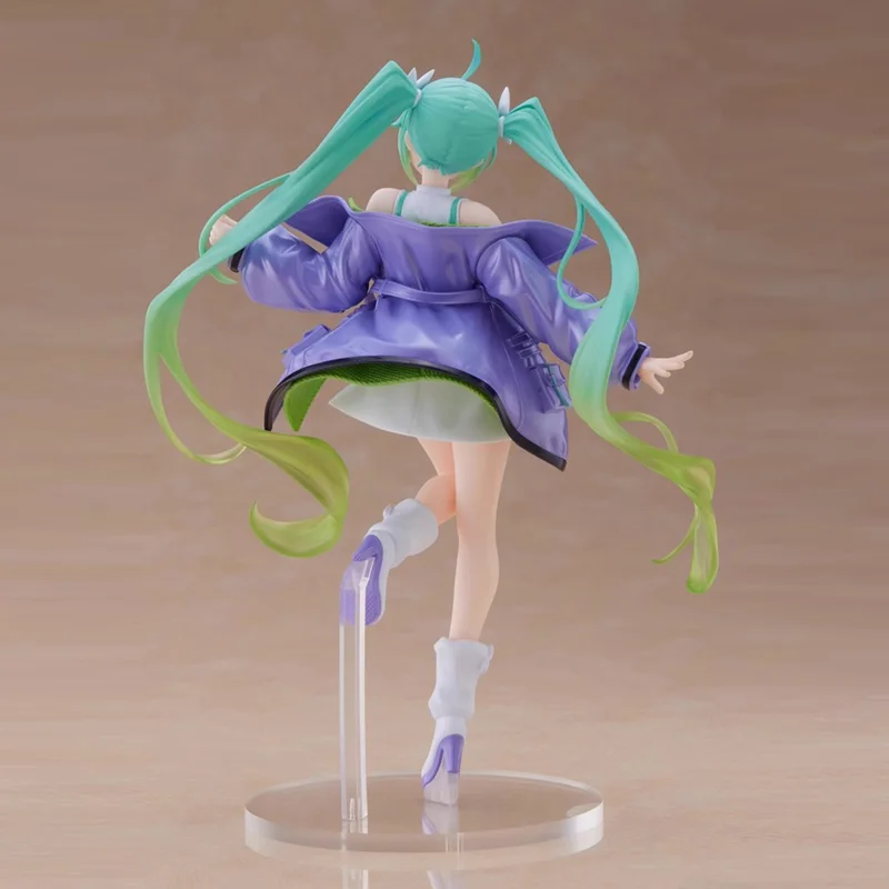 En Stock Original TAITO moda Hatsune Miku figura deportiva de Anime modelo colección regalo de cumpleaños adornos de muñecas regalos de juguete