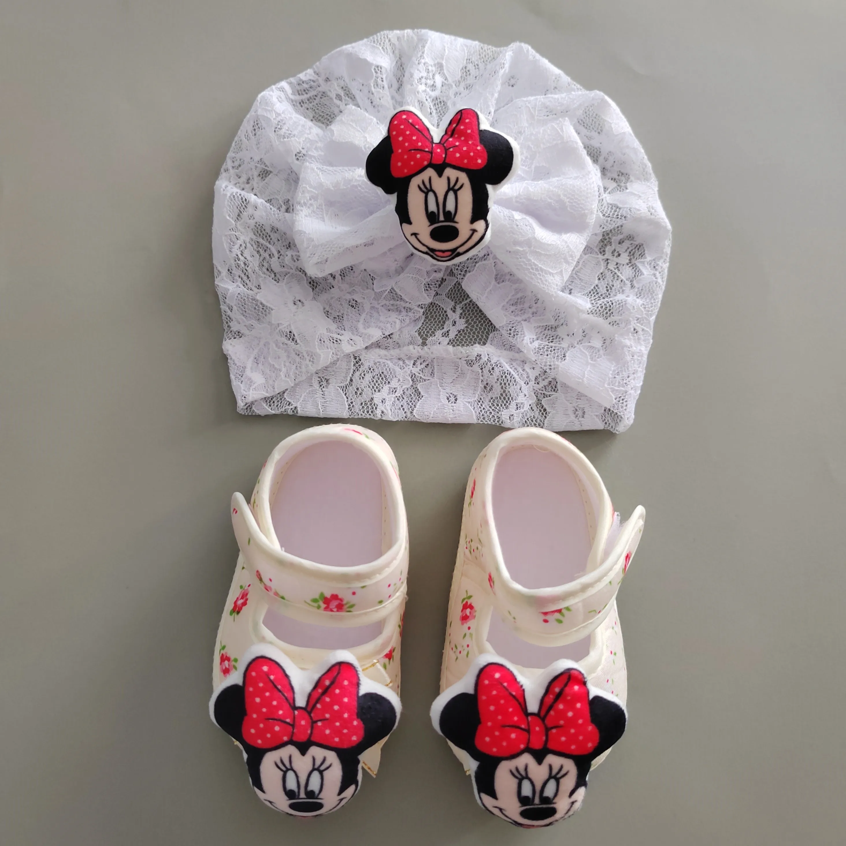 [ Disney New Baby Accessories ] Mickey Mouse Newborns Headband Match Doll Baby Have Fun Shoes Sock Minnie Mouse Summer Sandals