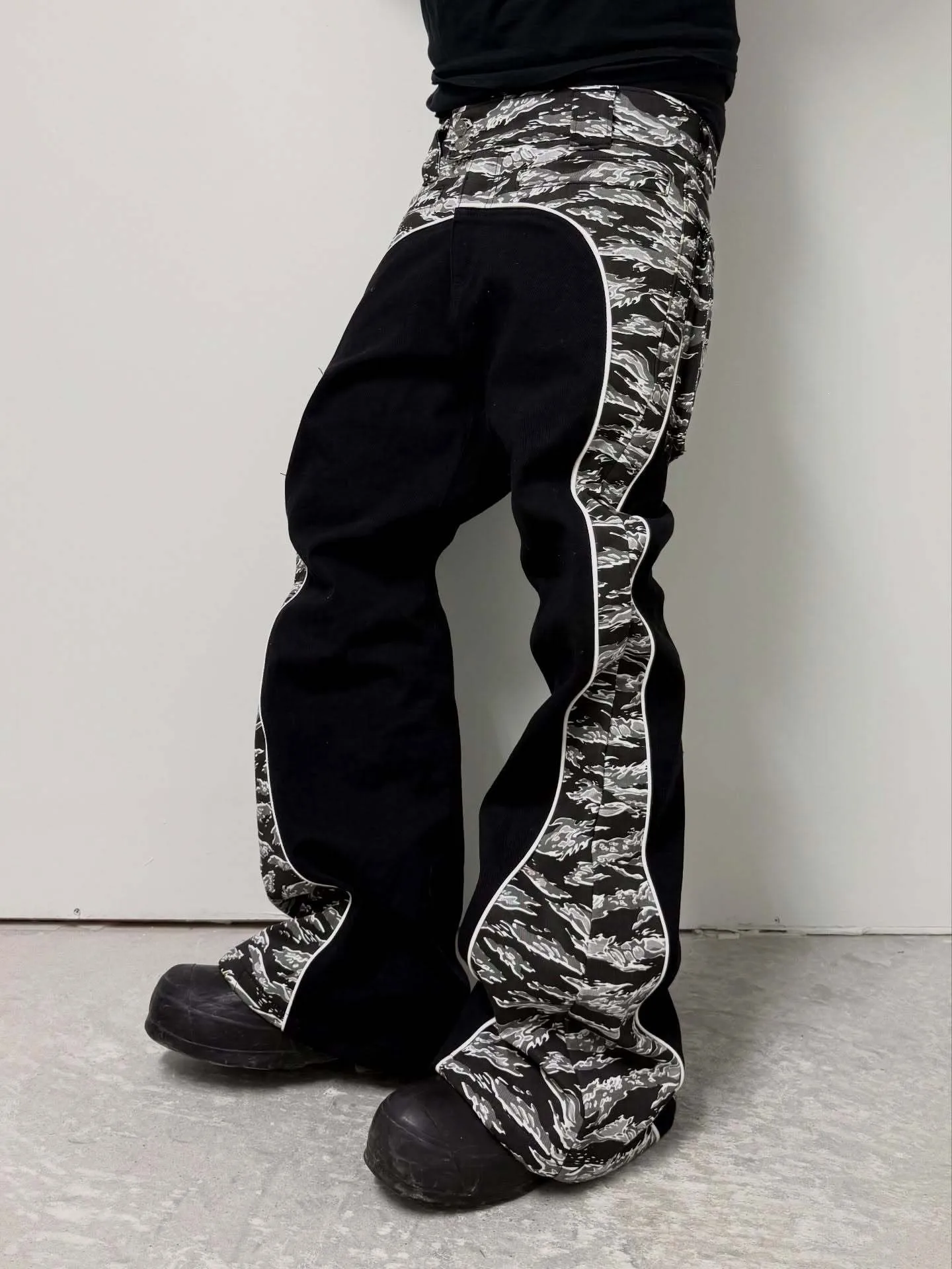 Goth Y2K Women Low Rise Flared Trousers Zebra Stripe Patchwork Slim Bootcut Pants Dark Alt Streetwear