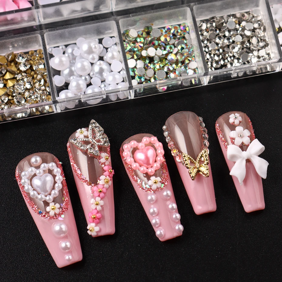 ชุดอุปกรณ์ตกแต่งเล็บ 3 มิติ 12 ช่อง ลายผีเสื้อหลากสีสไตล์ Y2K |   ดอกไม้ |   โบว์ |   การออกแบบตกแต่งเล็บด้วยเพชรเทียม DIY
