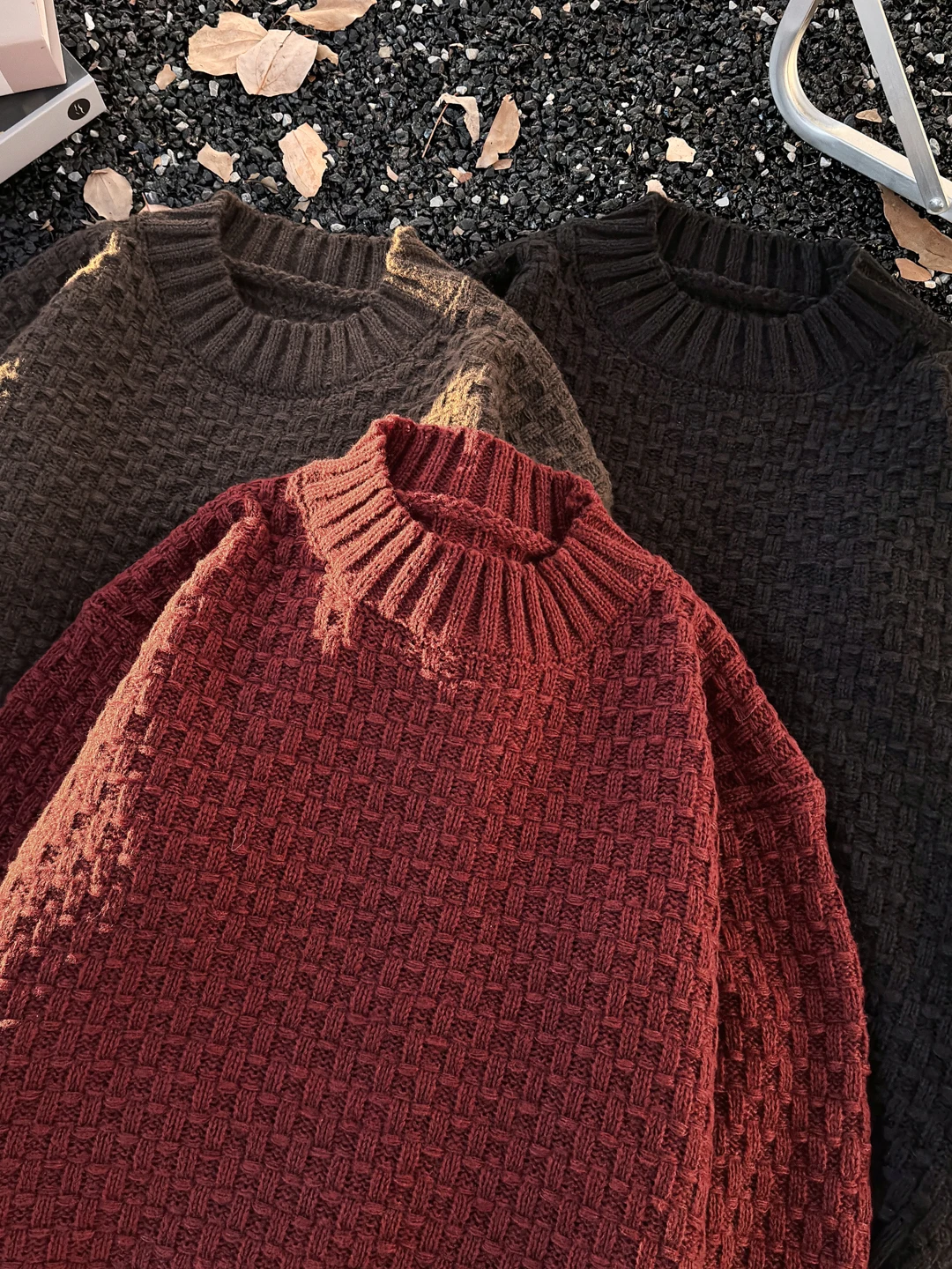 

Мужской вязаный свитер свободного кроя с круглым вырезом, осенне-зимний, повседневный, удобный, в стиле Lazy Fashion, с дизайнерскими отверстиями, трикотаж