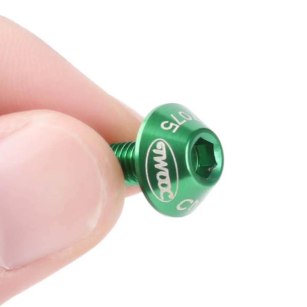 อุปกรณ์จักรยานเสือภูเขาที่ทนทาน2ชิ้นสลักเกลียวกระบอกน้ำอะลูมินัมอัลลอยสเตนเลสที่ยึดสกรูกรง