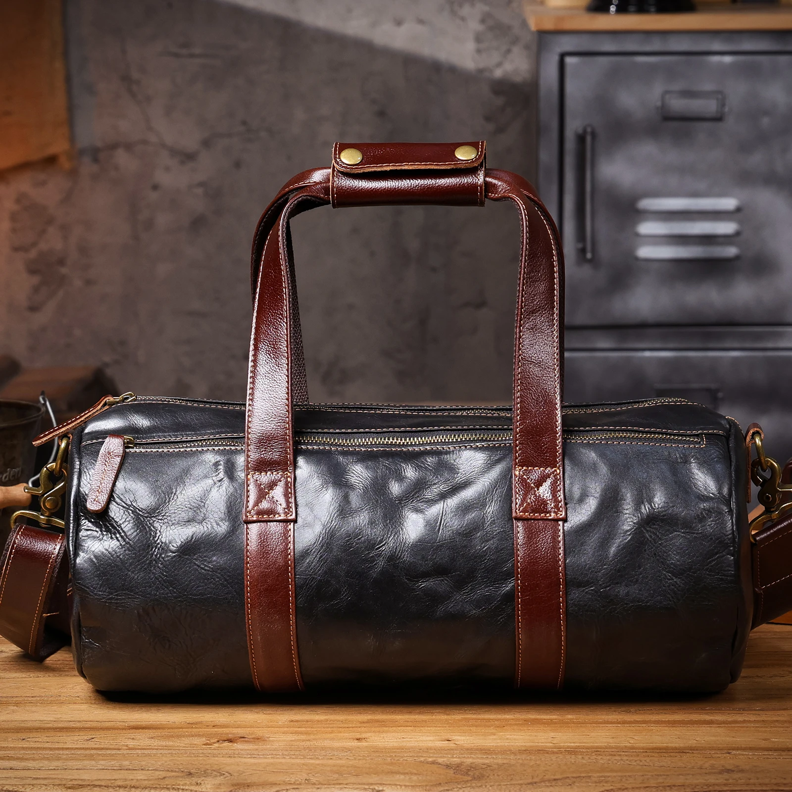 Echte Leder-Umhängetasche für Herren, Crossbody-Sporttasche aus pflanzlich gegerbtem Leder, modischer Casual-Stil, einfache Rindsledertasche – Detail 8