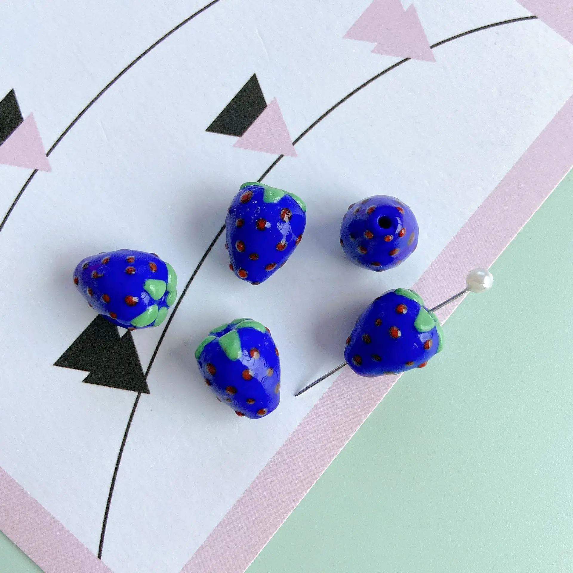 10Pcs 13x15mm 3D Strawberry Handmade Beads Cute Fruit Glass Loose Bead For DIY Jewelry Making Bracelet Necklace Accessories