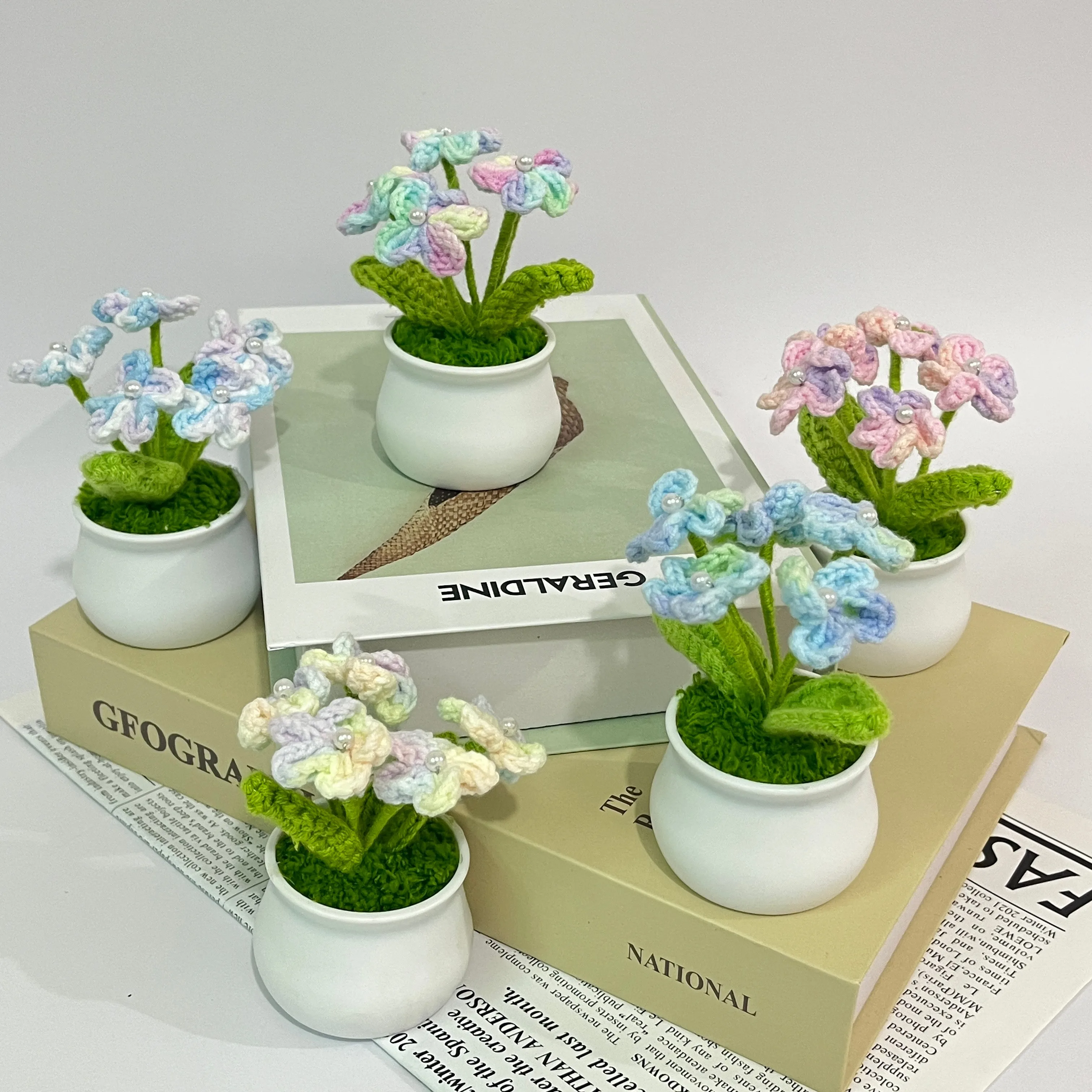 

Hand-Knitted Creative Colorful Crochet Flowers Potting Cute Mini Florals Desktop Ornament Car Home Decoration Gifts