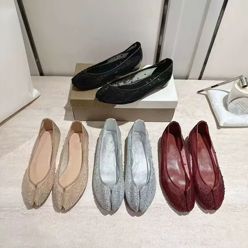 

Ladies Shoes Flat Bottom Retro Split-toe Shoes Split-toe Round Head Gypsy Star Shallow Mouth Ballet Shoes Women Zapatos Mujer