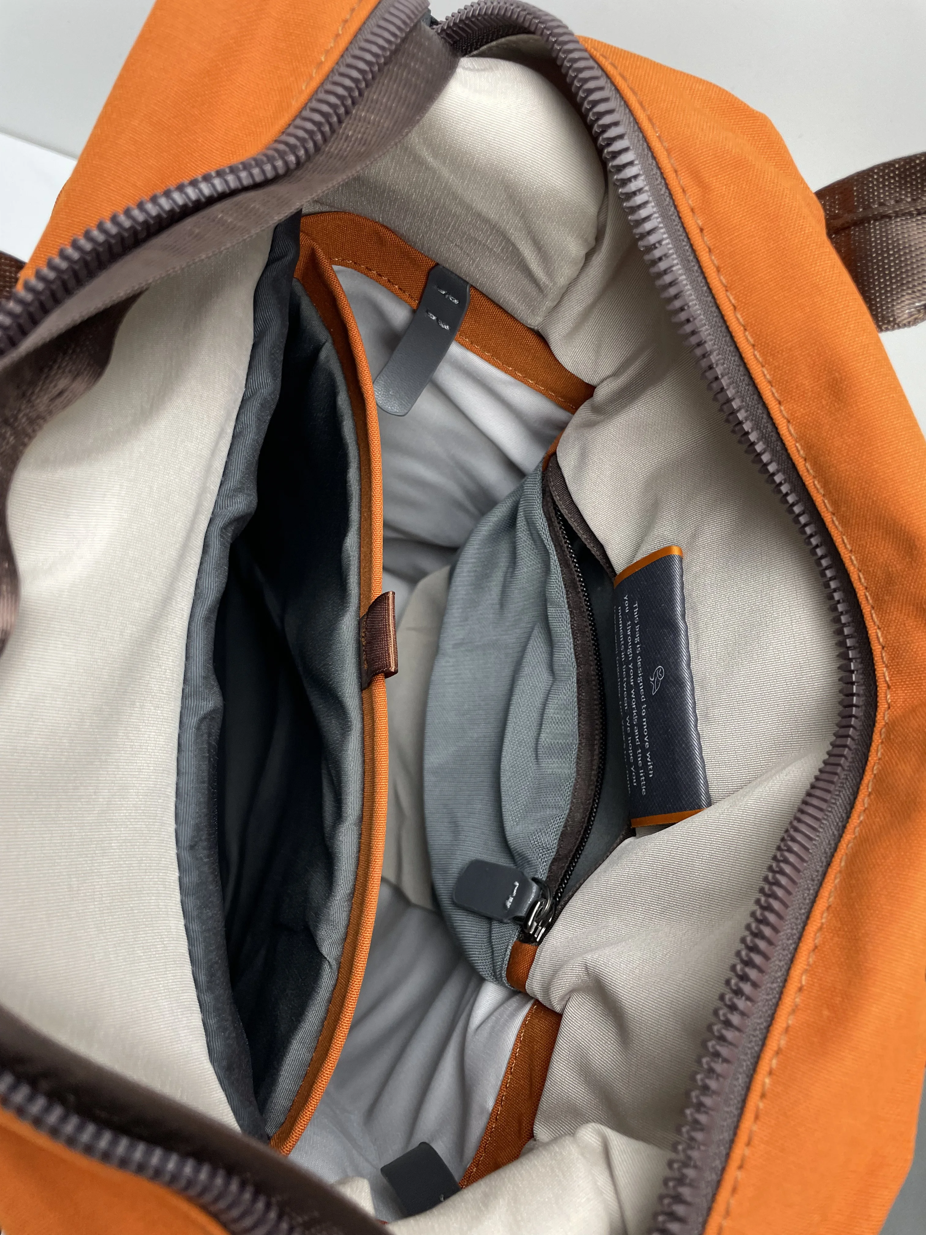 Bellroy Australia Tokyo TotePack 20L Yuanqi Tote Backpack – Trendy Waterproof Business Bag