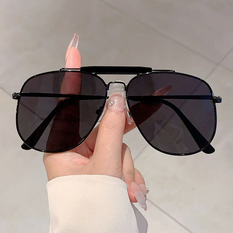 KAMMPT Vintage Pilot Black Sunglasses Women 2024 New Fashion Luxury Brand Decor Shades Oversize Trendy Metal Beach Sun Glasses