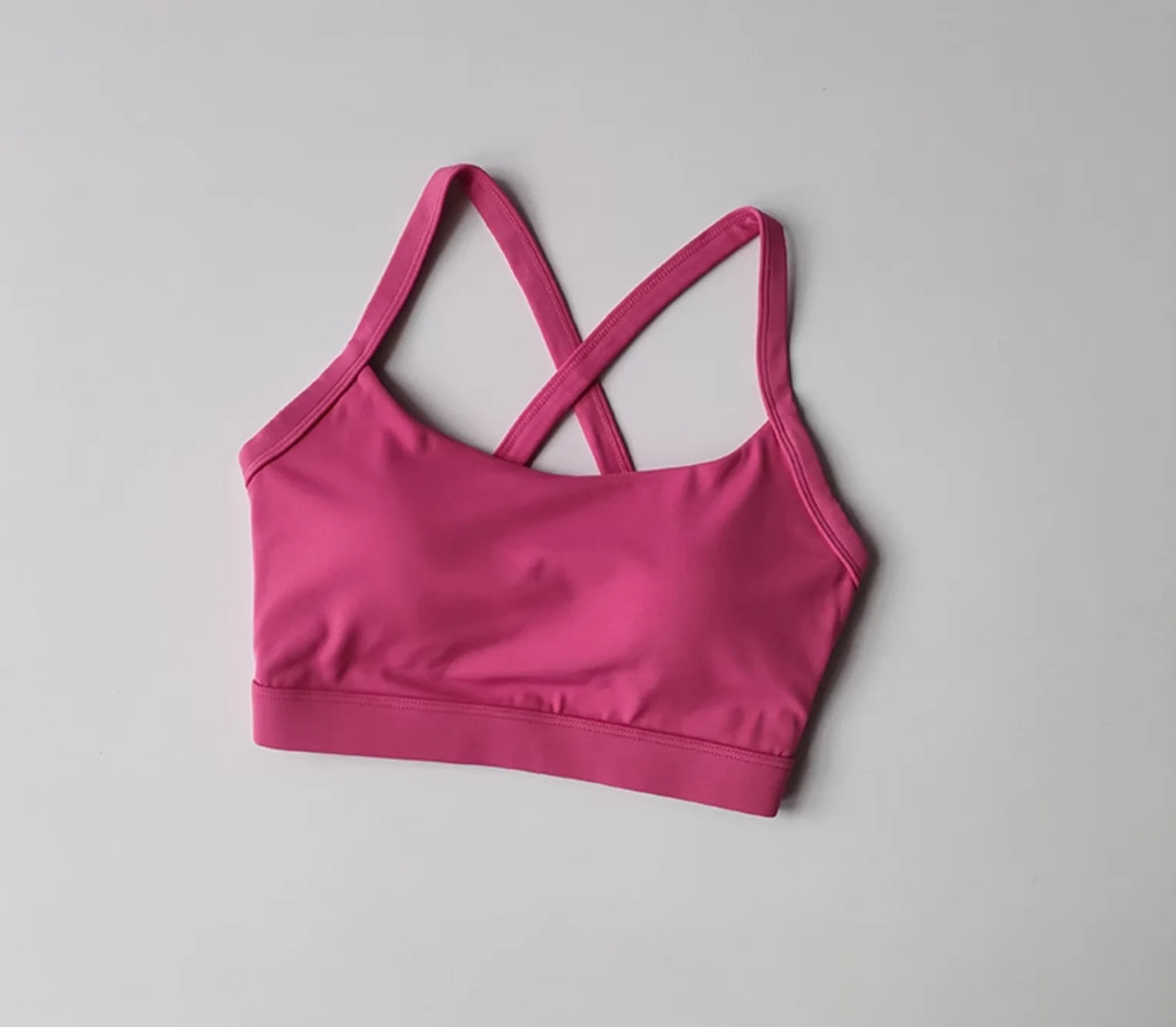 Stoßfester, hochintensiver Fitness-BH mit integrierten Cups, geeignet für Laufen, Yoga, mit atmungsaktivem Rückendesign für Damen. – Detail 14