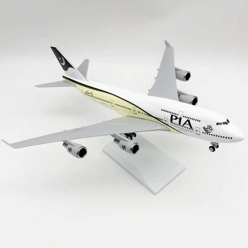 

Miniature Aircraft Air PLA B747 30cm Aviation 1/240 Scale Pakistan Airways Resin Model Airplane With Wheel Landing Gears Model