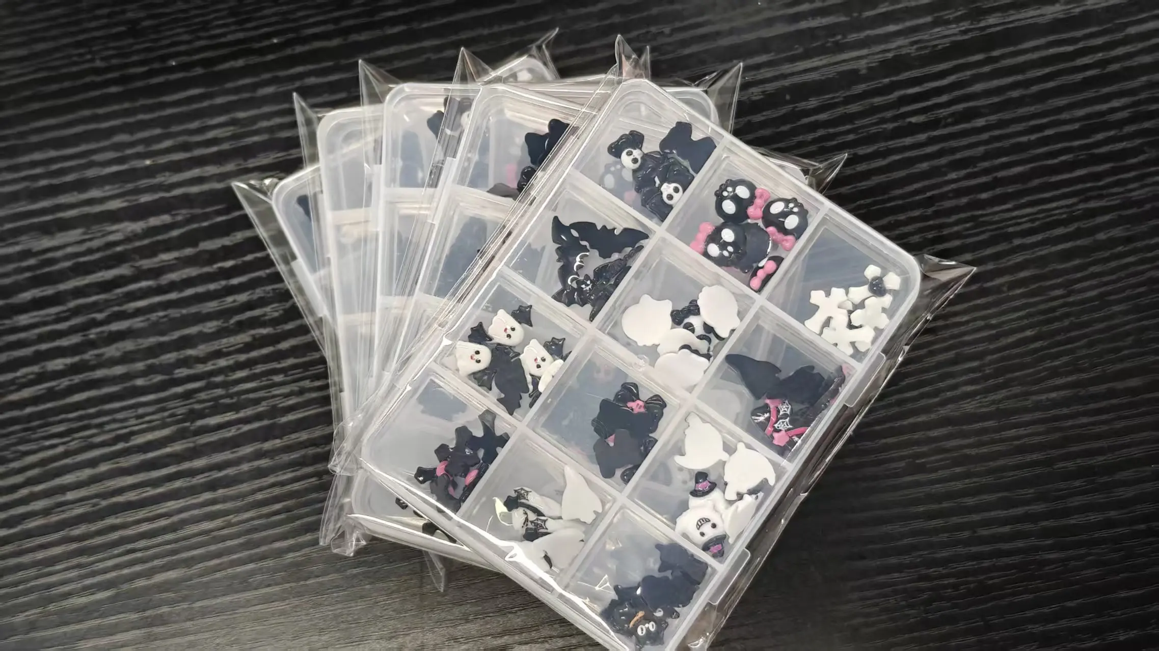 12Grids 3D Kuromi Ghost Bat Skull Resin Nail Charms Gothic Halloween Mixed Nail Decorations Cartoon Flatback Nail Gems DIY Manic