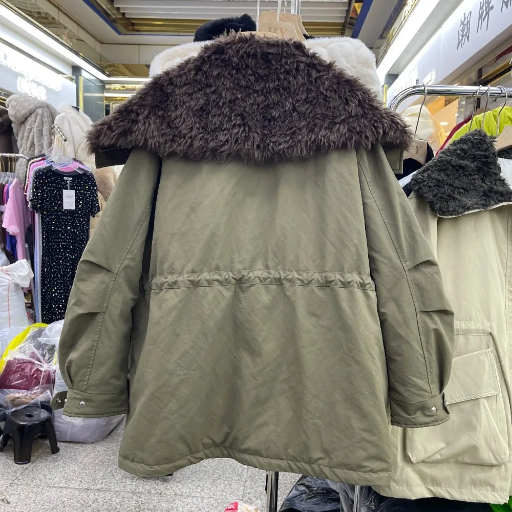 سترة شتوية جديدة لعام 2025 على الطراز الكوري مع طية صدر السترة من صوف الضأن للنساء سترة دافئة فضفاضة متوسطة الطول #5