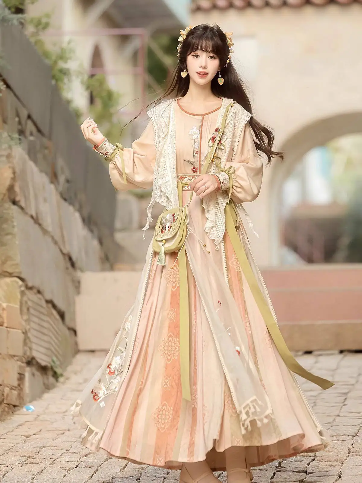 

Новый китайский стиль Hanfu для женщин в китайском стиле улучшают элементы Han в китайском стиле жилет с вышивкой топы юбка