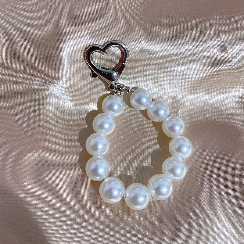 Retro Pearl Keychains for Women, Stylish Keyring
