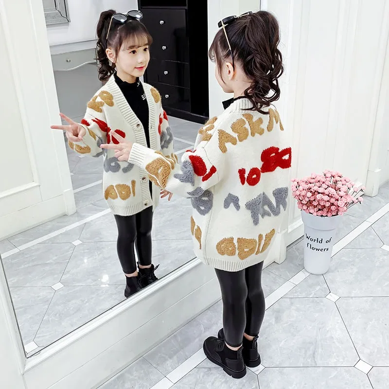 

2025 New Girls' Autumn/Winter Thickened Cardigan Coat for Medium-Large Kids Stylish Kids' Thermal Outwear Apparel & Accessories