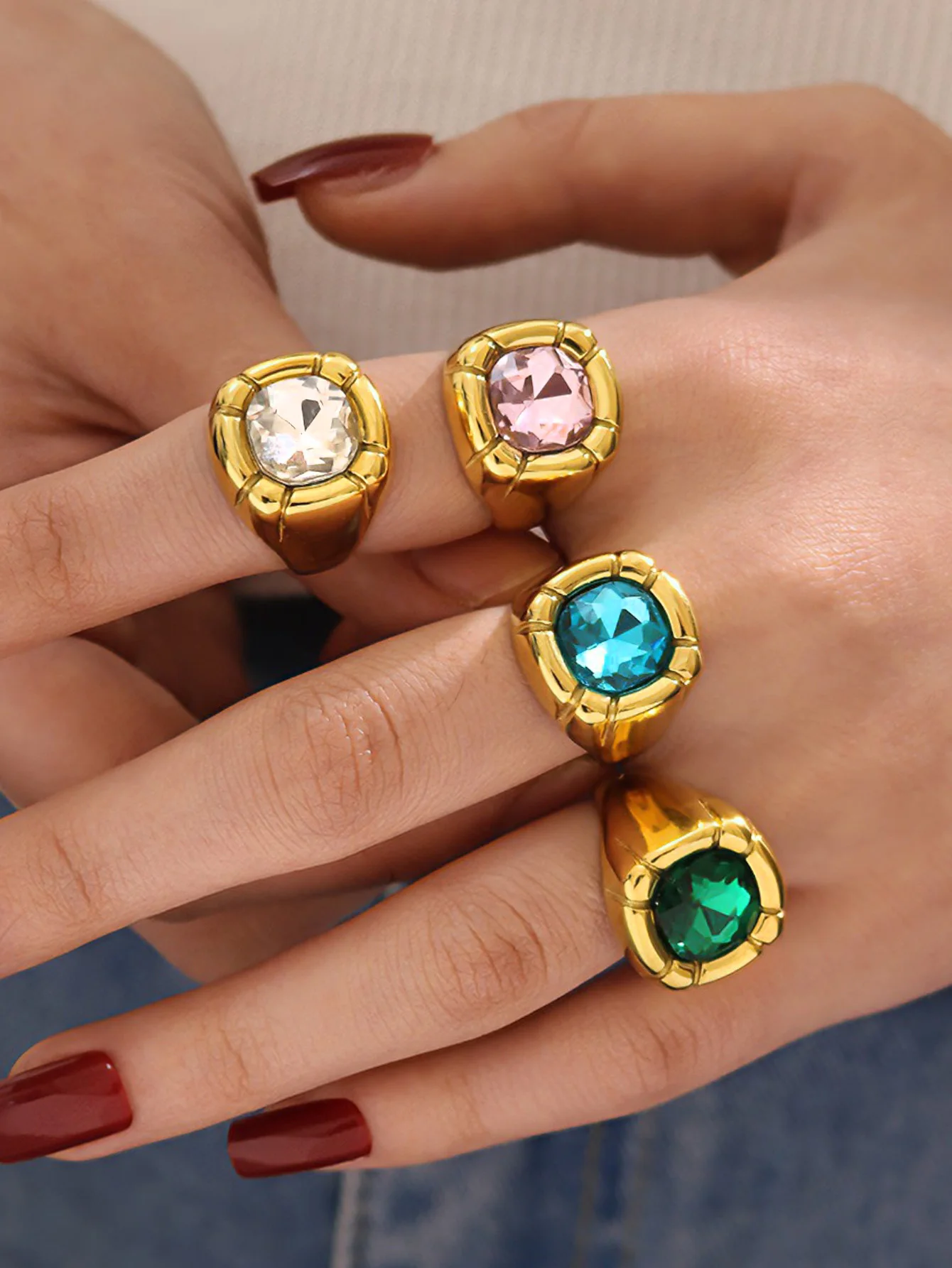Multicolored Stylish Rounded Square Zircon Flower Rings Gold Plated Stainless steel ring woman Daily Waterproof Jewelry gift