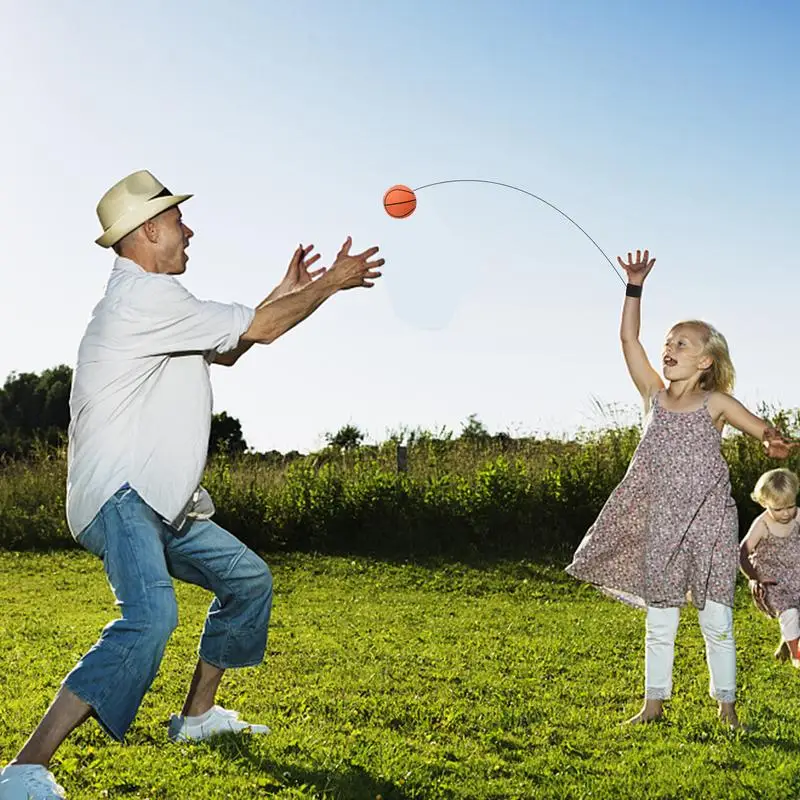 Bola deportiva de goma hinchable con correa para la muñeca, juguete de rebote de muñeca reutilizable, regalo de cumpleaños para niños, adultos y niños