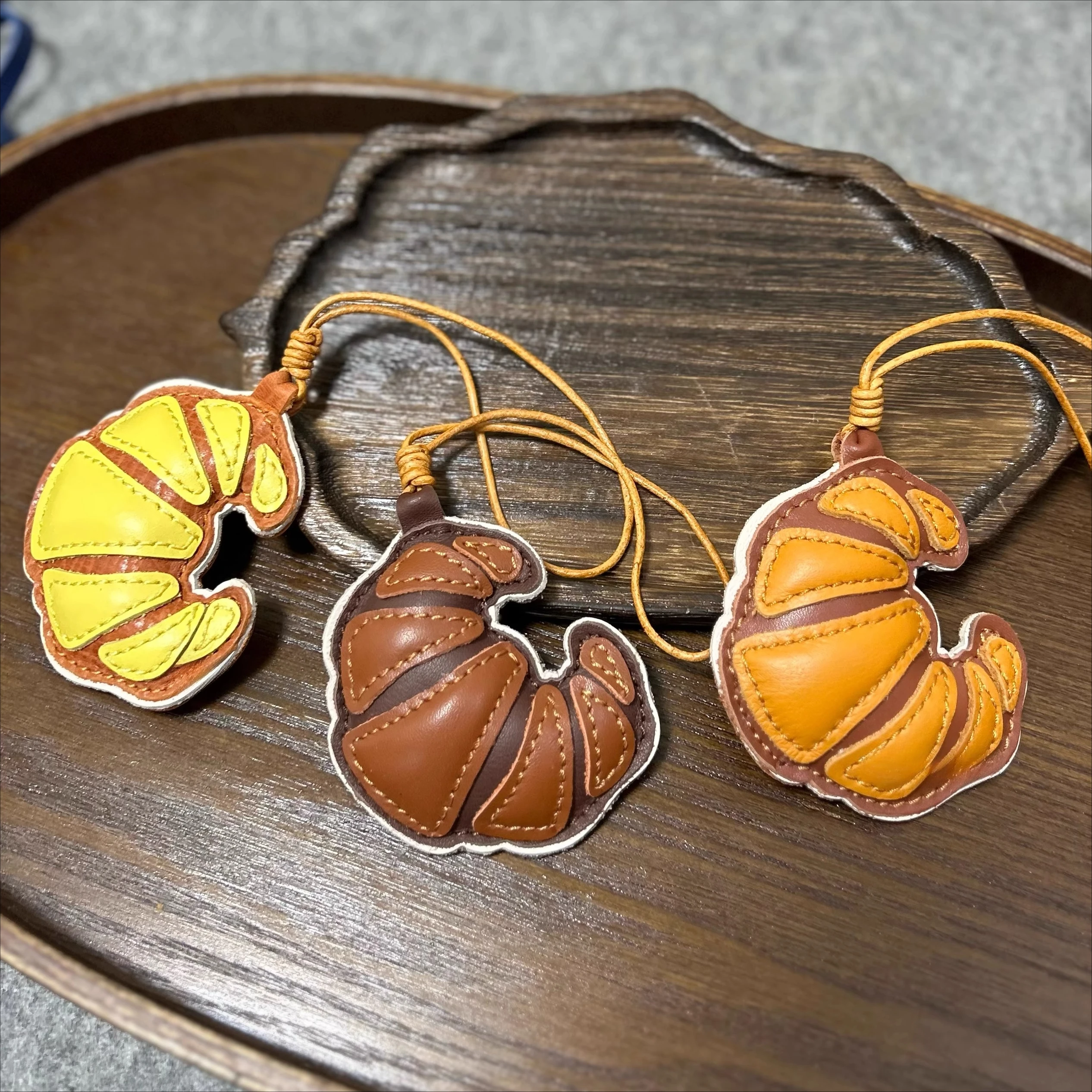 

Genuine leather decoration croissant creative contrast bag pendant high-end croissant bread handmade backpack pendant vintage
