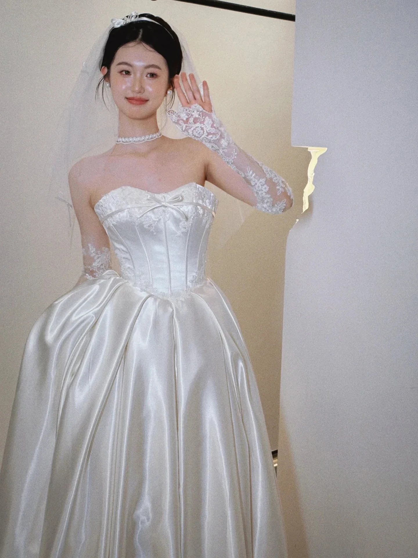 French Tube Top Satin Light Wedding Dress Bride Simple and Lightweight High-Grade Lace Trailing Welcome Dress Main Yarn