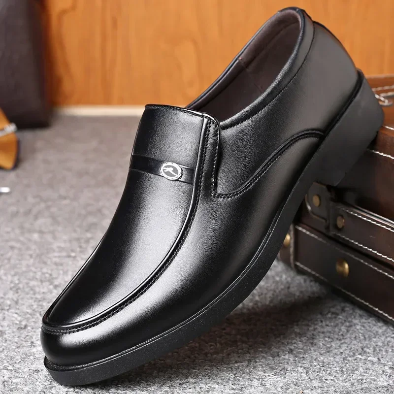 spring autumn New men\'s business shoes Men\'s Formal Skin Shoes Casual  fashion Men sneakers Social Elegant trend flat Zapatos