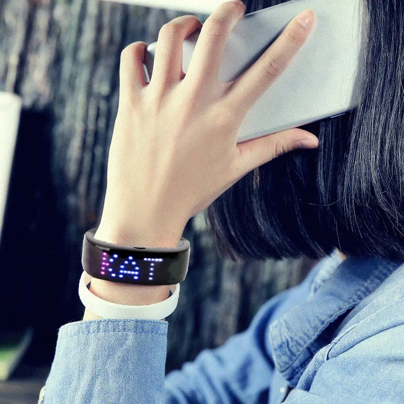 4 Color USB Rejected Bluetooth Programmable Led Flashing Night Running Bracelet Light Up Christmas Gift Safety Wristband