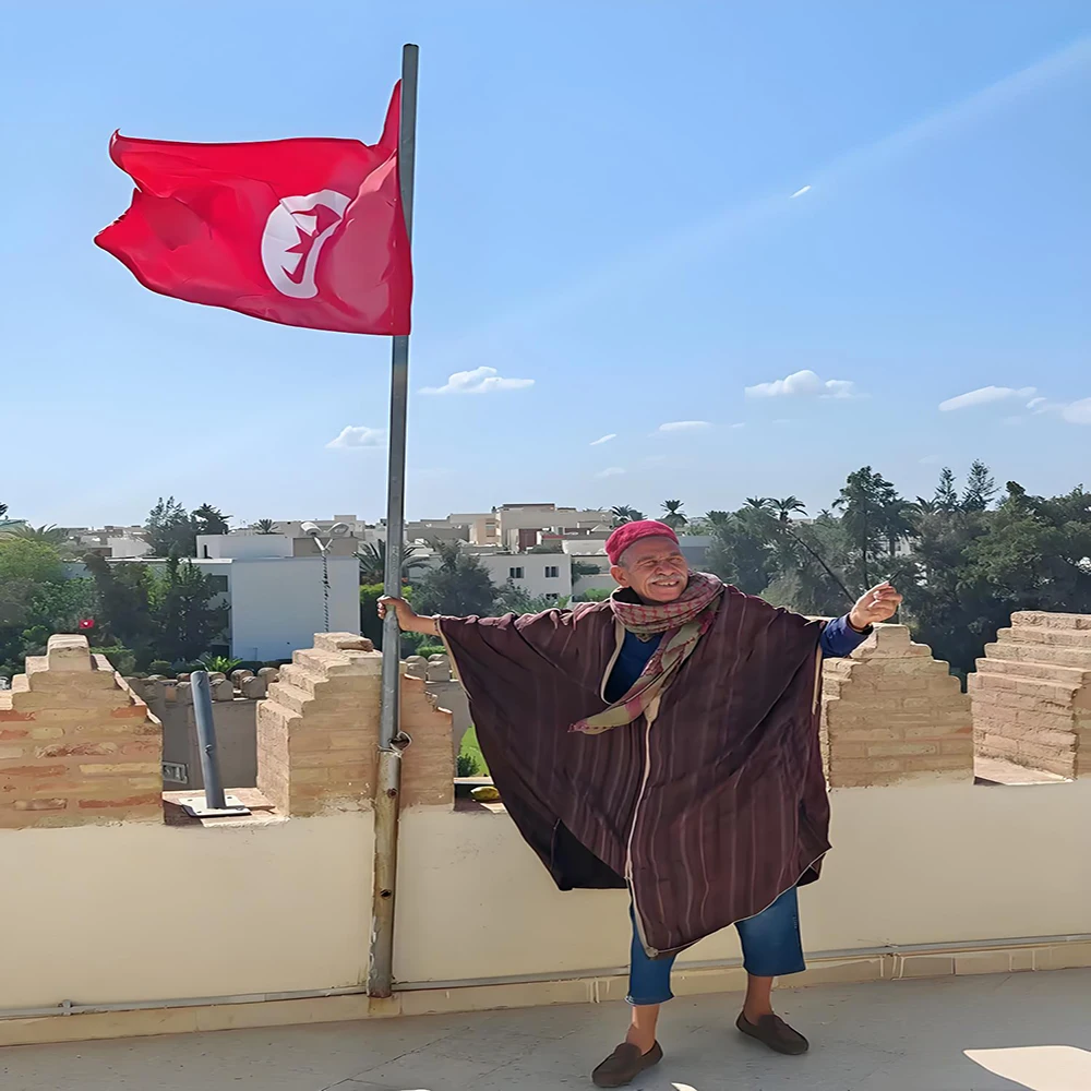 Tunisia National Flag 90x150 Cm Polyester Hanging Banner for Patriotic Pride Easy-to-Hang for Events And Cultural Gatherings
