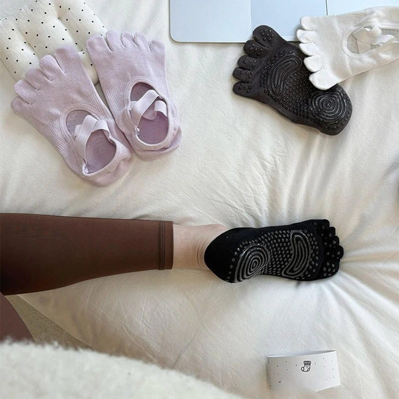 Women Five Finger Yoga Sock Simple Trend Professional Silicone Anti-slip Socks Breathable Ins Style Girls Pilates Sports Socks