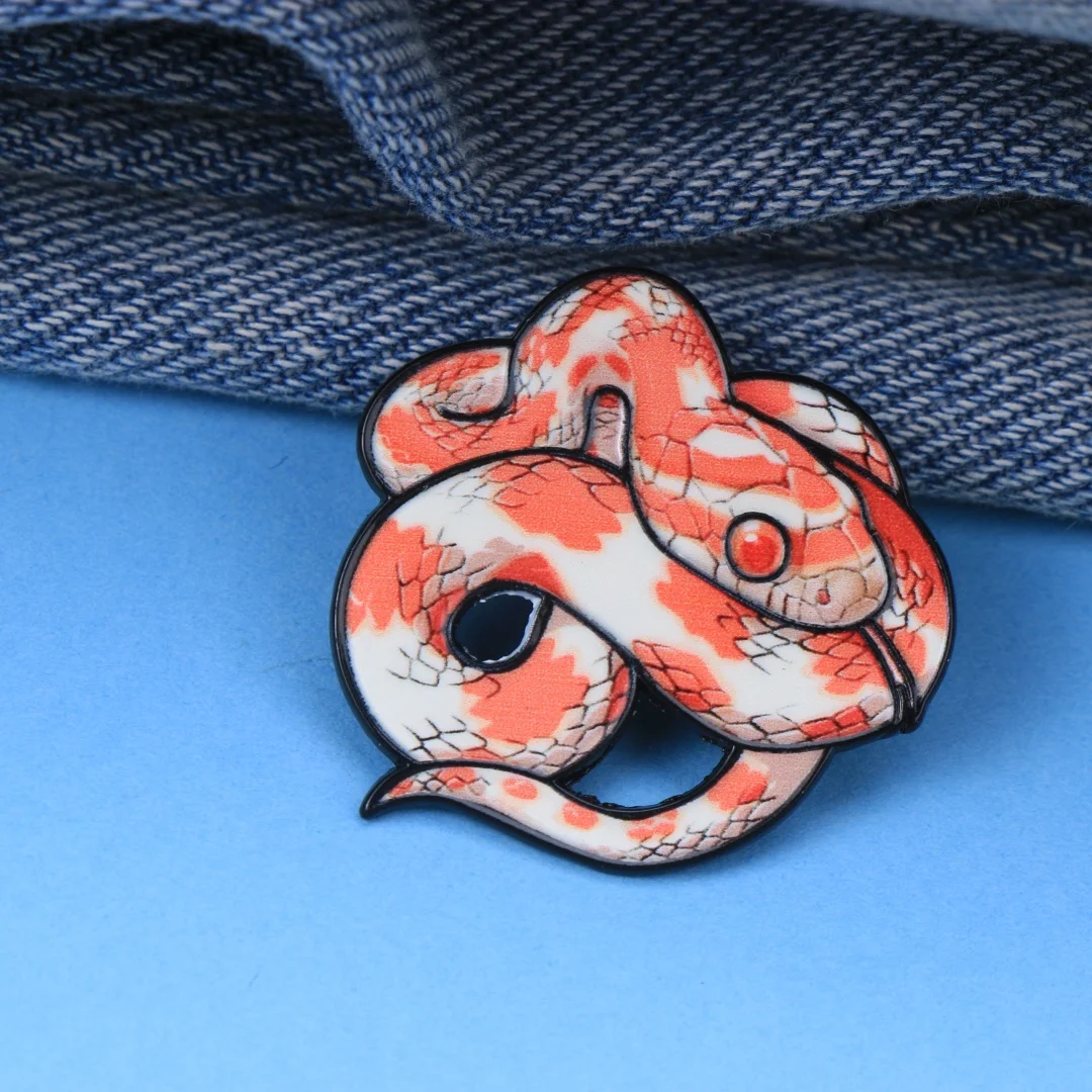 Coral Snake Enamel Lapel Pin, Coiled Reptile Cartoon Brooch, Colorful Scale Metal Badge, Punk Wildlife Decor for Jackets