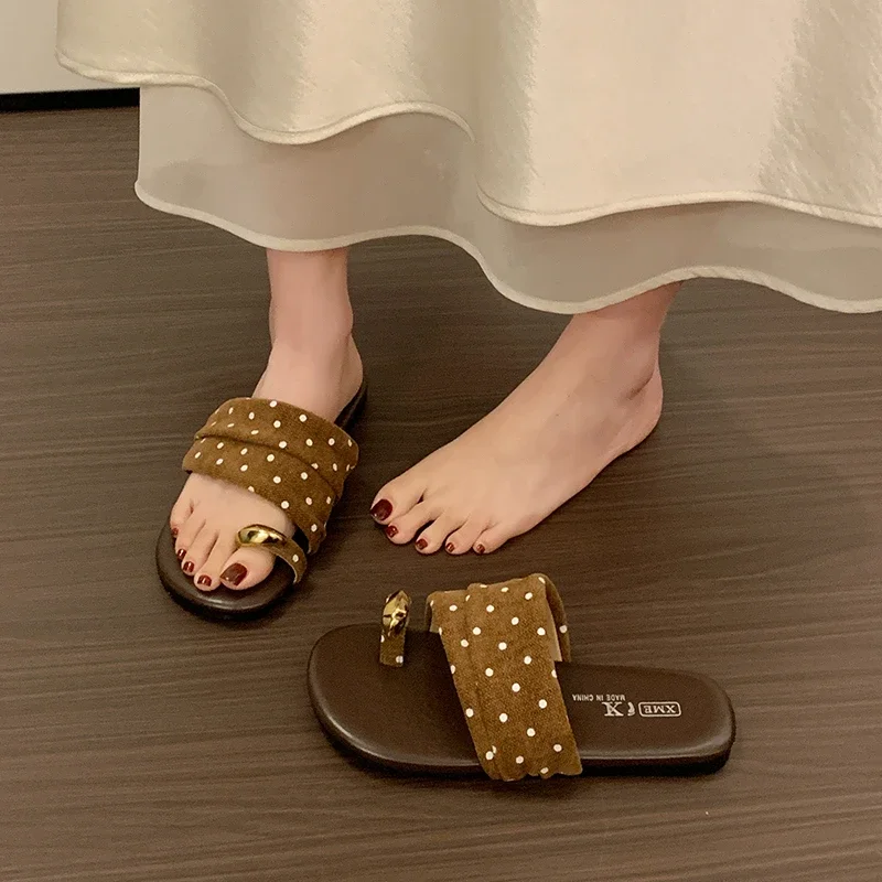 Women's 2026 New Retro Elegant Non-Slip Wear-Resistant Slippers Summer Fashion Polka Dot Decorated Casual Metal Toe Slippers