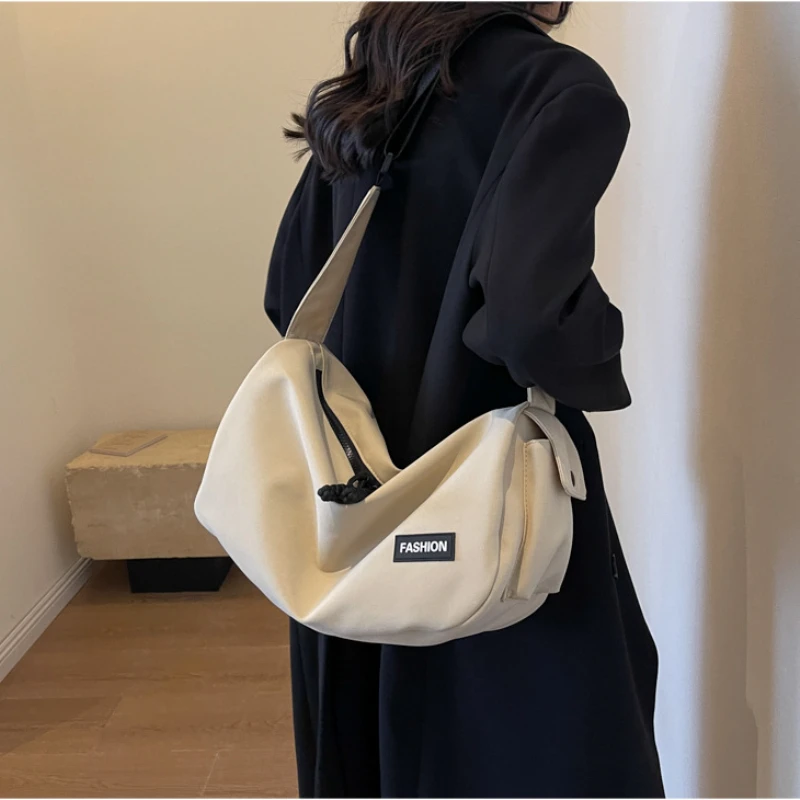 Women's Shoulder Bag Fashion Nylon Solid Color Zipper Personality Sports Fitness Casual Large Capacity Storage Unisex Crossbody