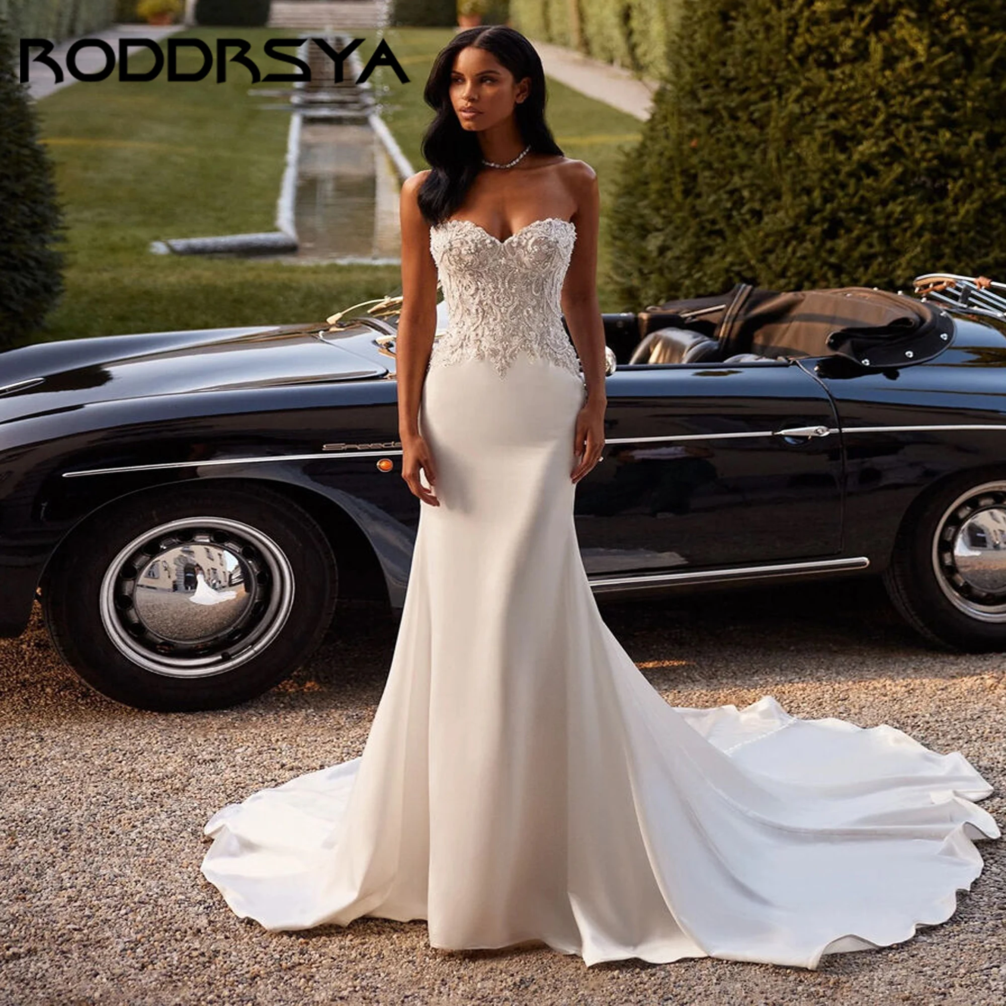 

Satin Backless Satin Wedding Dress Woman Memaid Bodice Strapless Applique Lace Bridal Gown Sweetheart Vestidos Novias Customized