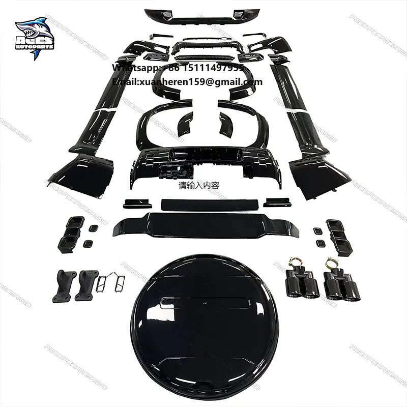 

Глянцевый черный обвес для Land Rover Defender: передний и задний бамперы, накладки на колесные арки, накладки на задние фонари, боковые пороги, накладки на выхлопные трубы.