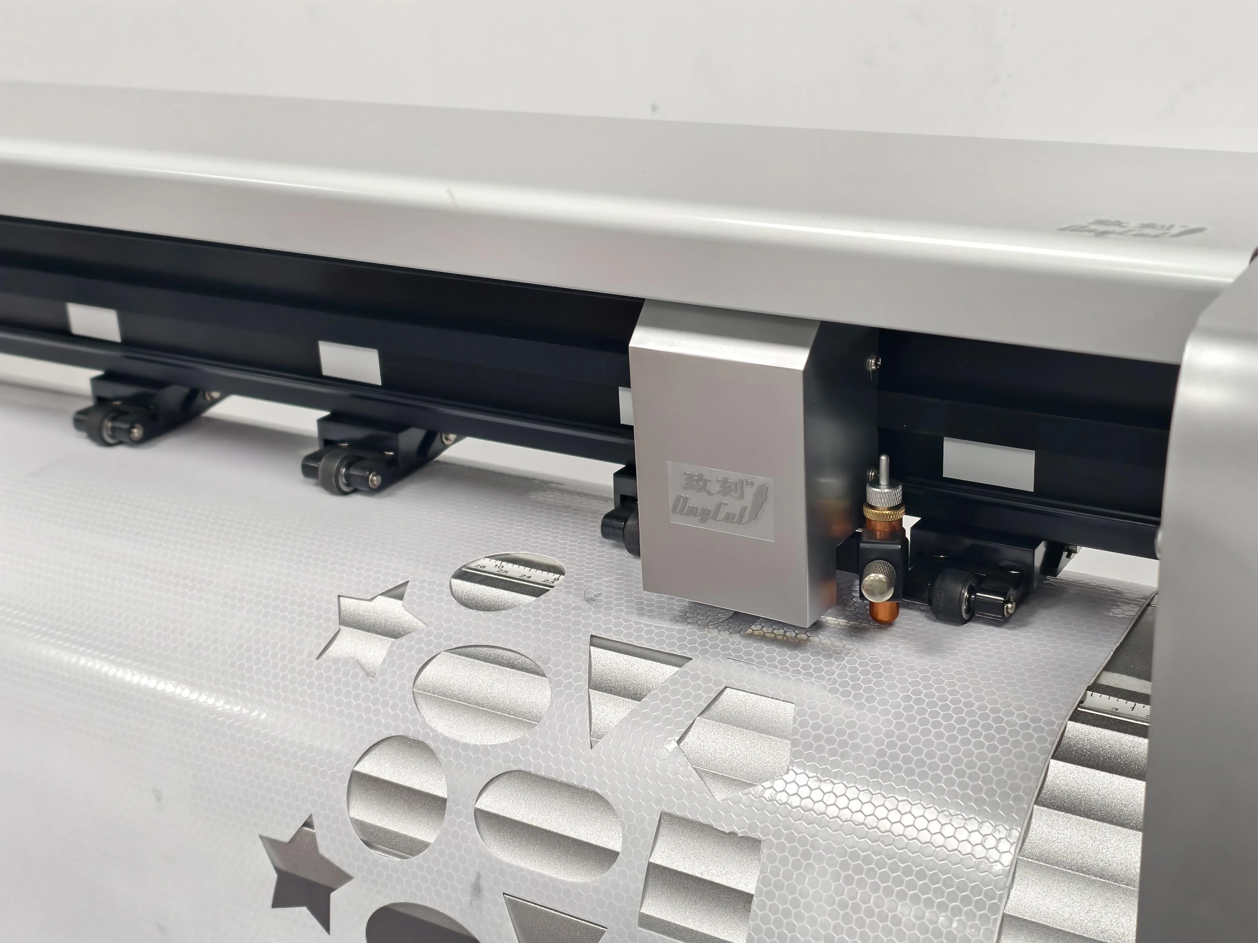 ZK1000 850mm Vinyl Cutter 700mm/s 2000g Pressure Floorstand Auto Induction Feeding For Car Wraps Floor Films-Auto Contour
