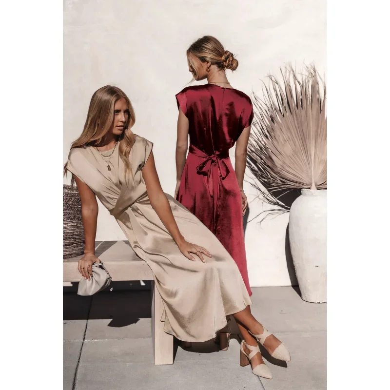 ชุดเดรสลําลองซาตินลูกเรือคอแขนกุดฤดูร้อนผู้หญิง Ruched เอว Tie Silky Temperament Slim ชุดราตรีหรูหรา