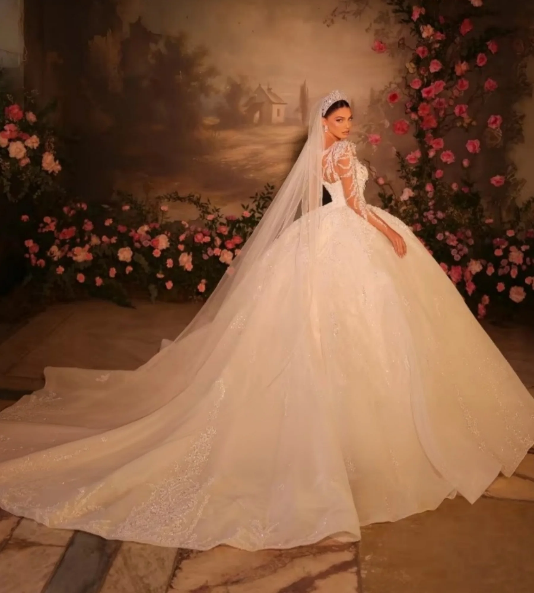 Custom Made Gorgeous Embroidery Ball Gown Wedding Dress Full Sleeves Beaded Appliques Lace Puffy Bridal Gowns Vestidos De Novia