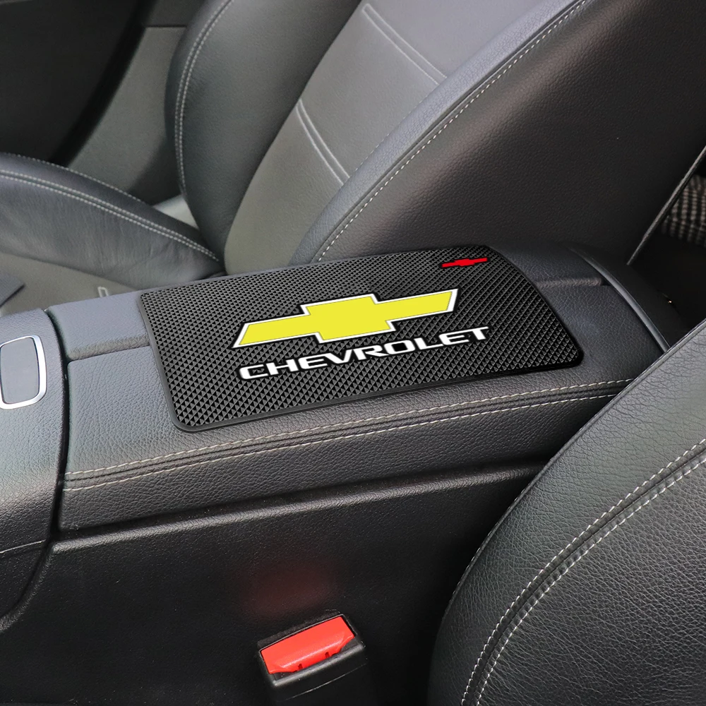 Car Logo Rubber Anti-Slip Pad Auto Dashboard Phone Stand Non-Slip Mat For Chevrolet Cruze Lacetti Captiva SS Z71 Impala Camaro