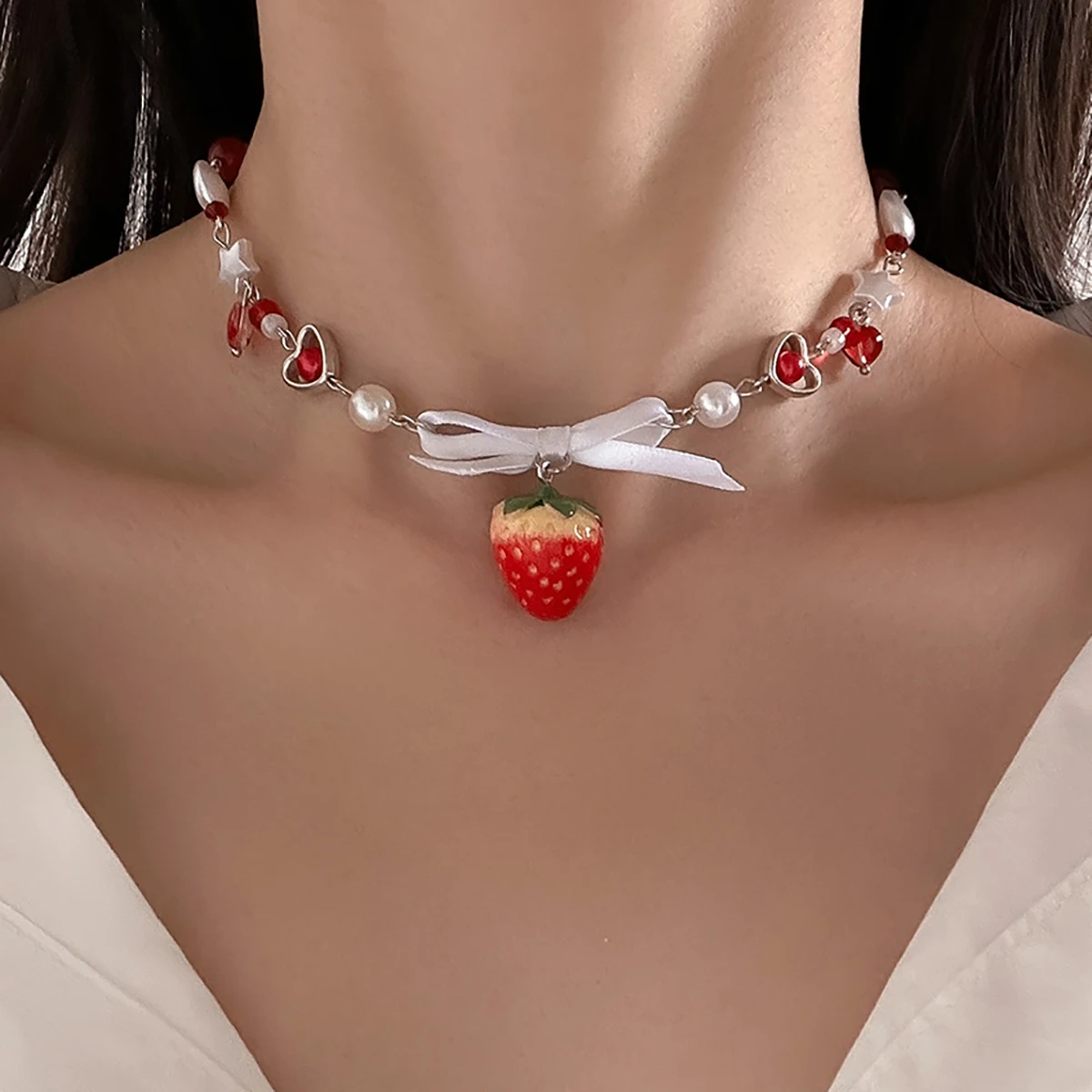 Salircon Korean Cute Red Strawberry Pendant Collar Necklace Gothic Y2K Heart Shaped Imitation Pearl Chain Choker Trend Jewelry