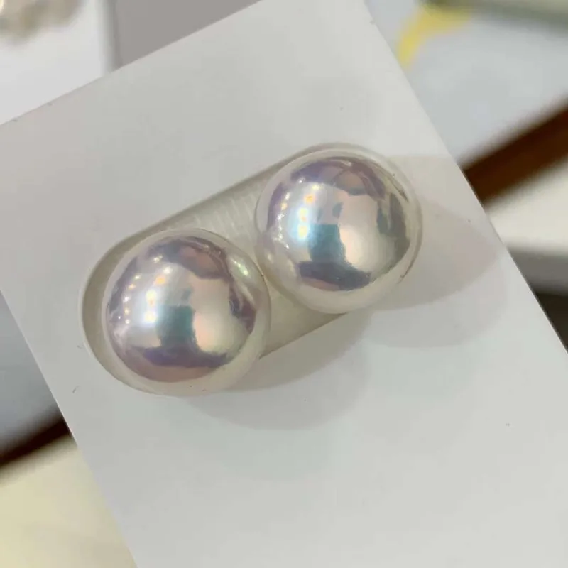 11–12 mm weiße, runde, natürliche Perle mit Satinstruktur