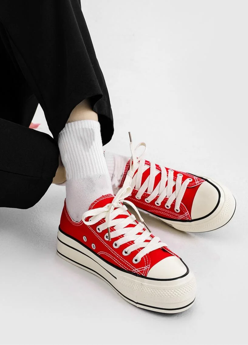 

2026 New Students Spring Autumn Sneakers Girls 4CM Thick Sole Invisible Height Increased Canvas Shoes Women Casual Sports Shoes