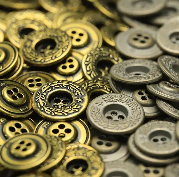 10 قطعة/الوحدة الحجم: 11 مللي متر-22 مللي متر أربعة العين نمط القمح أزرار معدنية الرجعية زر كاوبوي معطف الديكور مجموعة الخياطة (KK-3863)