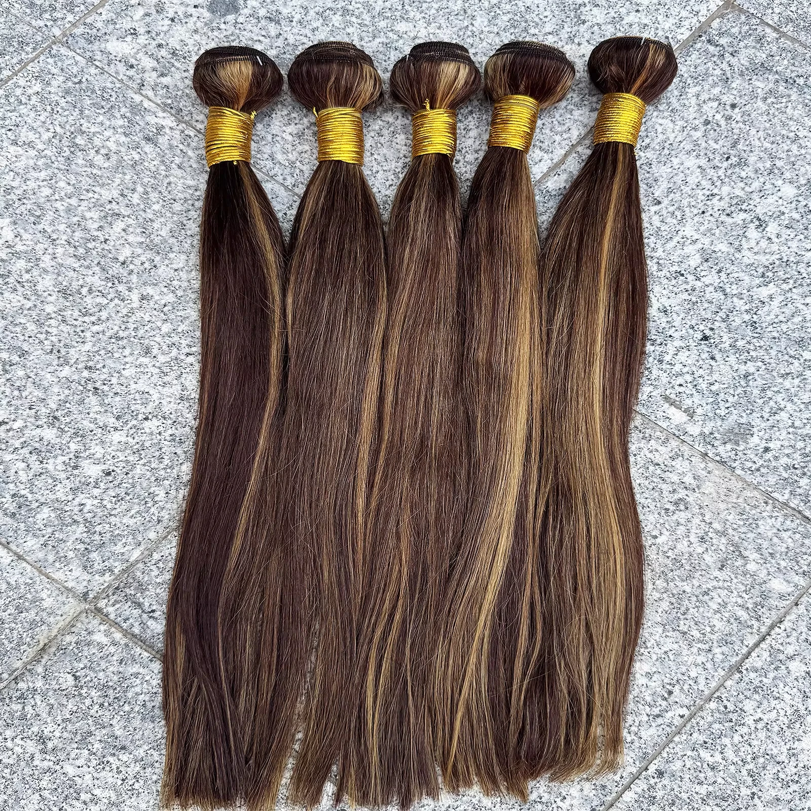 P4/27 Pasemka Proste Włosy Naturalne 14-32 cale 100% Brazylijskie Włosy Remy Proste Doczepy dla Kobiet o Czarnej Karnacji