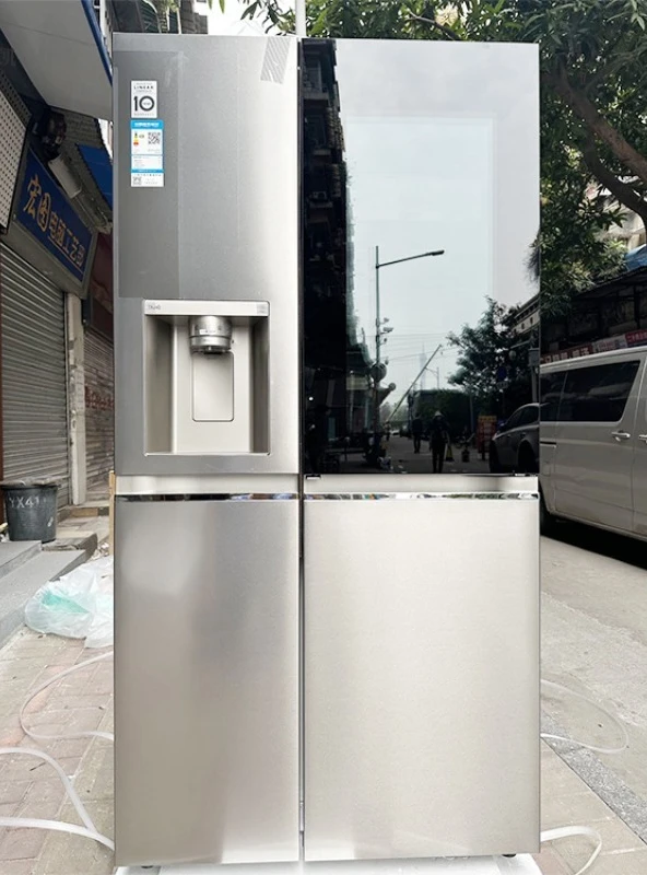 Refrigerator, Door-to-door Refrigerator, Air-cooled and Frost-free Refrigerator with Ice-making Function