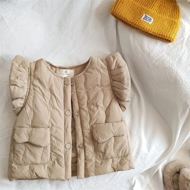 Girls' fashionable vest, baby's stylish and fragrant versatile and warm shoulder, flying sleeve vest, worn with cotton
